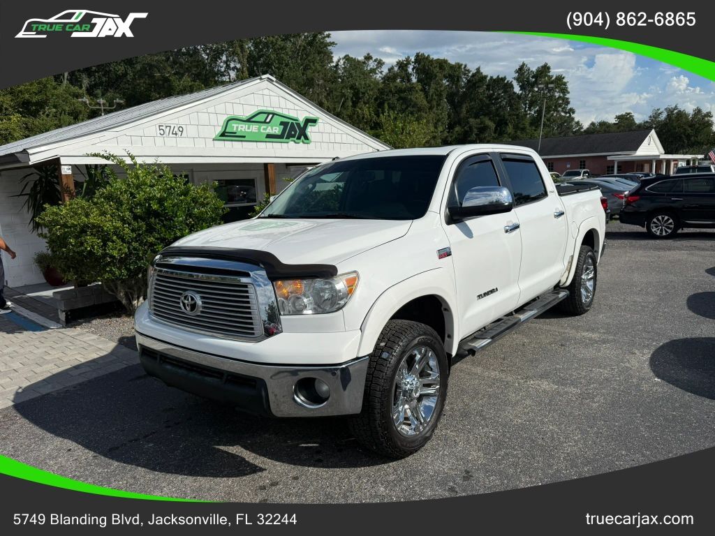 2013 TOYOTA Tundra