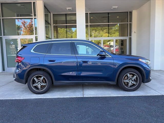 2023 BMW X1