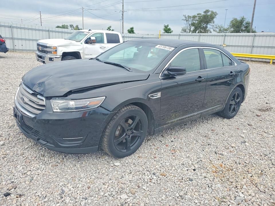 2015 FORD Taurus