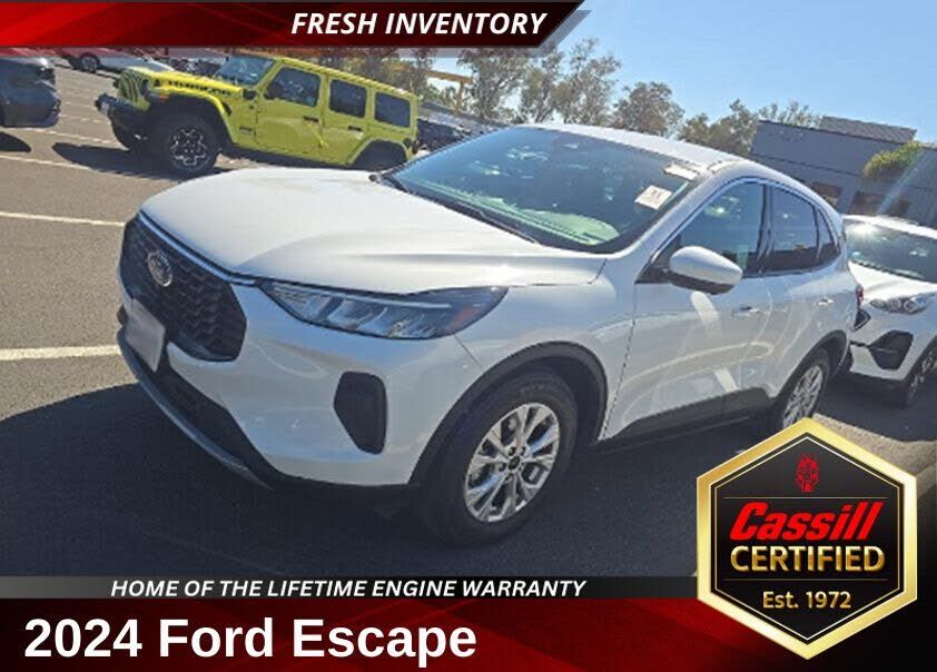 2024 FORD Escape