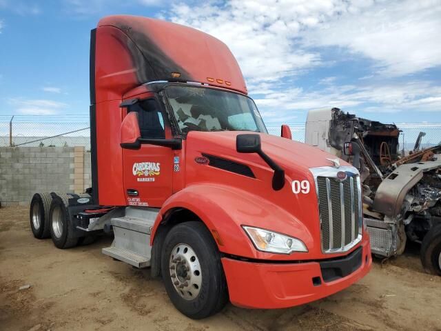 2022 PETERBILT 579