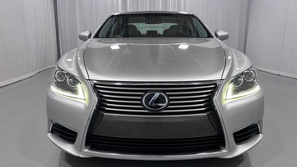 2017 Lexus LS