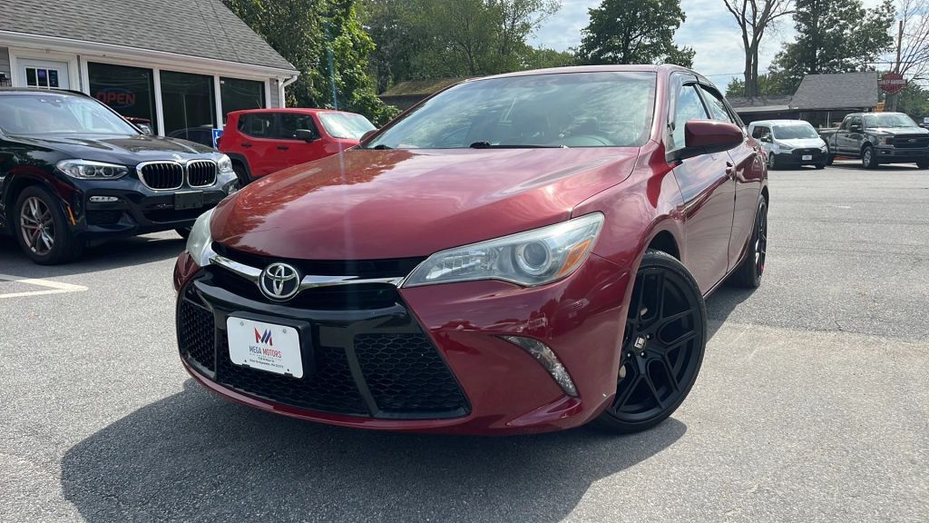 2017 TOYOTA Camry