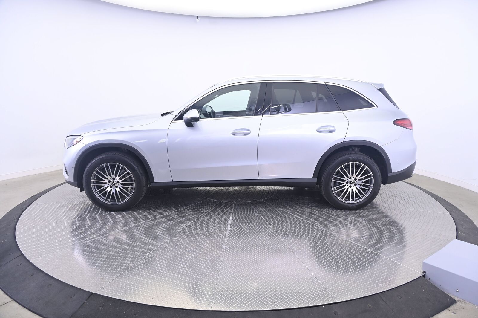 2026 Mercedes-Benz GLC-Class