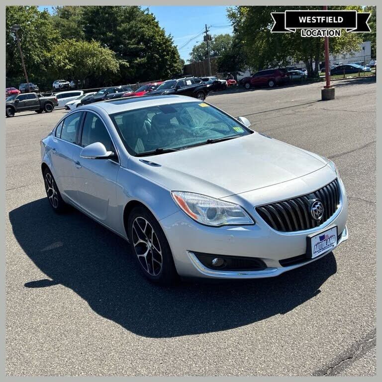 2017 BUICK Regal