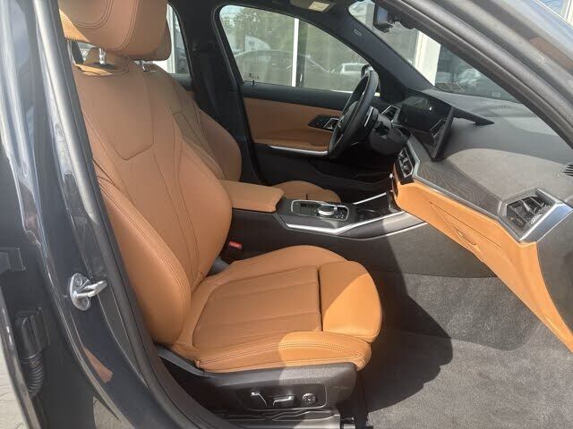 2024 BMW 330i