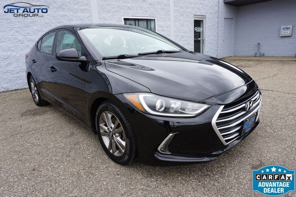 2017 HYUNDAI Elantra