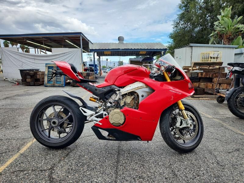 2018 DUCATI Panigale V4 / Panigale V4S / Panigale V4 Speciale