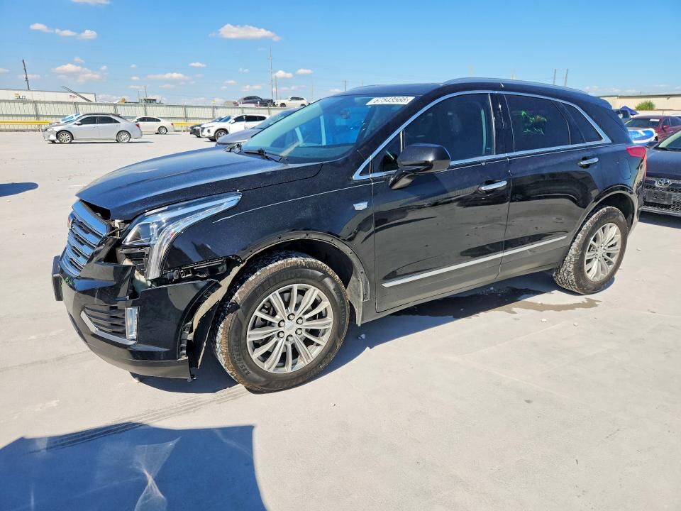 2017 CADILLAC XT5