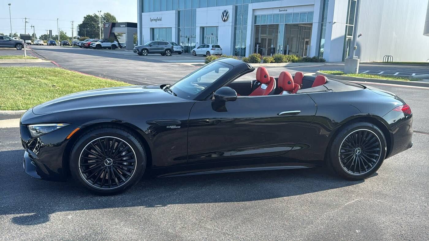 2025 Mercedes-Benz SL-Class