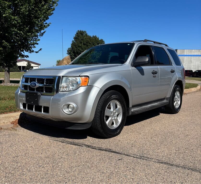 2011 FORD Escape