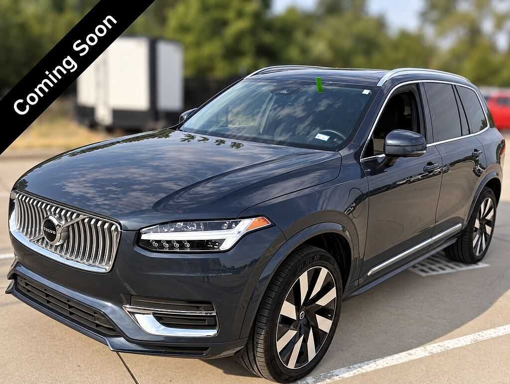 2025 VOLVO XC90