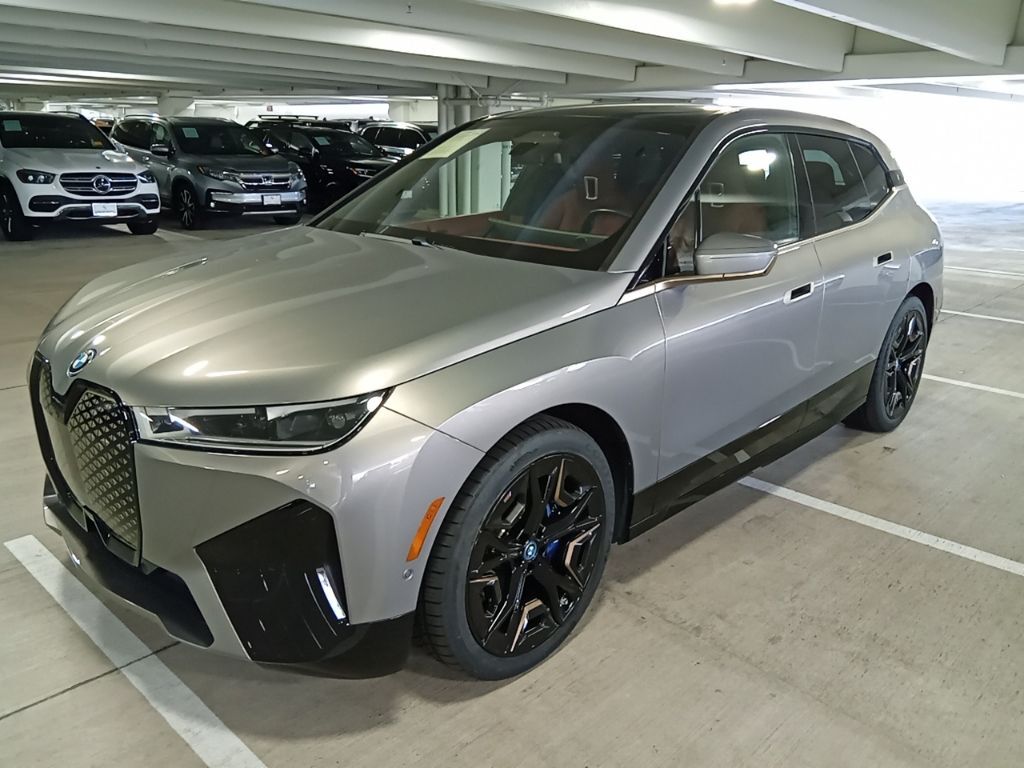 2023 BMW ix