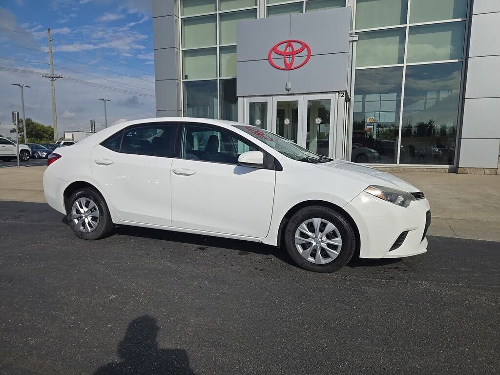 2015 TOYOTA Corolla