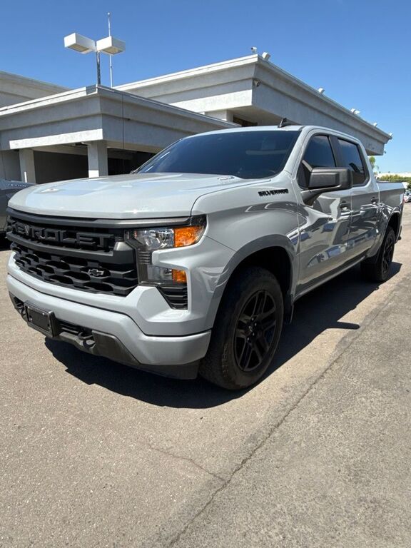 2024 CHEVROLET Silverado