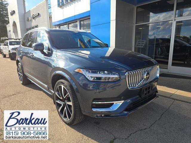 2023 VOLVO XC90
