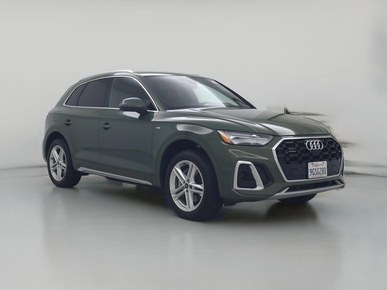 2023 AUDI Q5 e