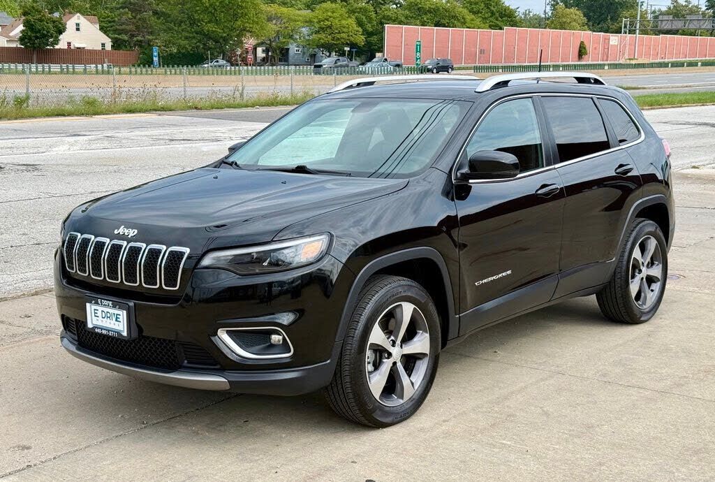 2020 JEEP Cherokee