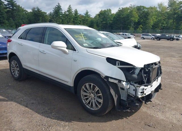 2017 CADILLAC XT5