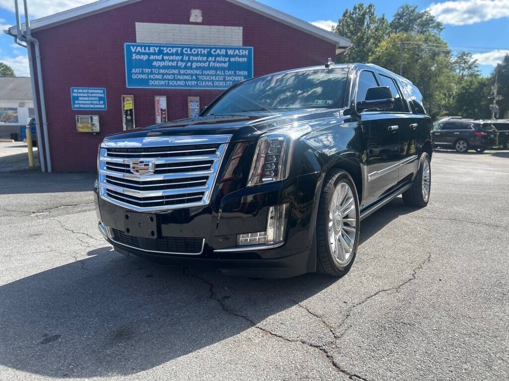 2018 CADILLAC Escalade ESV