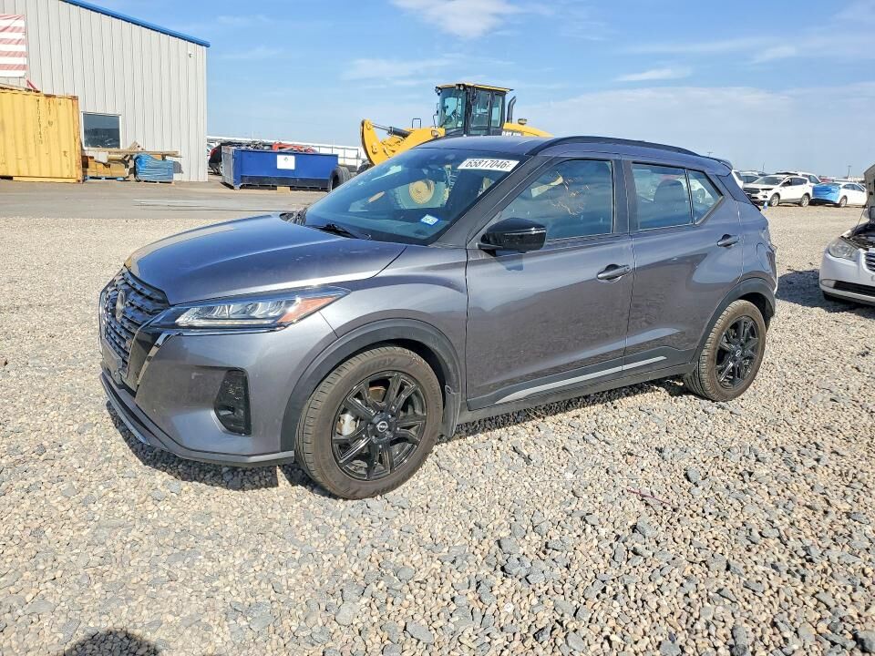 2024 NISSAN Kicks