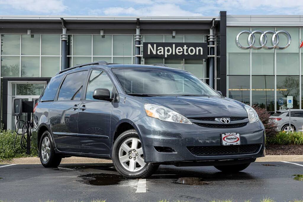 2007 TOYOTA Sienna
