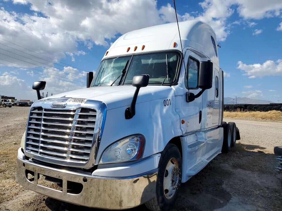 2017 FREIGHTLINER Cascadia