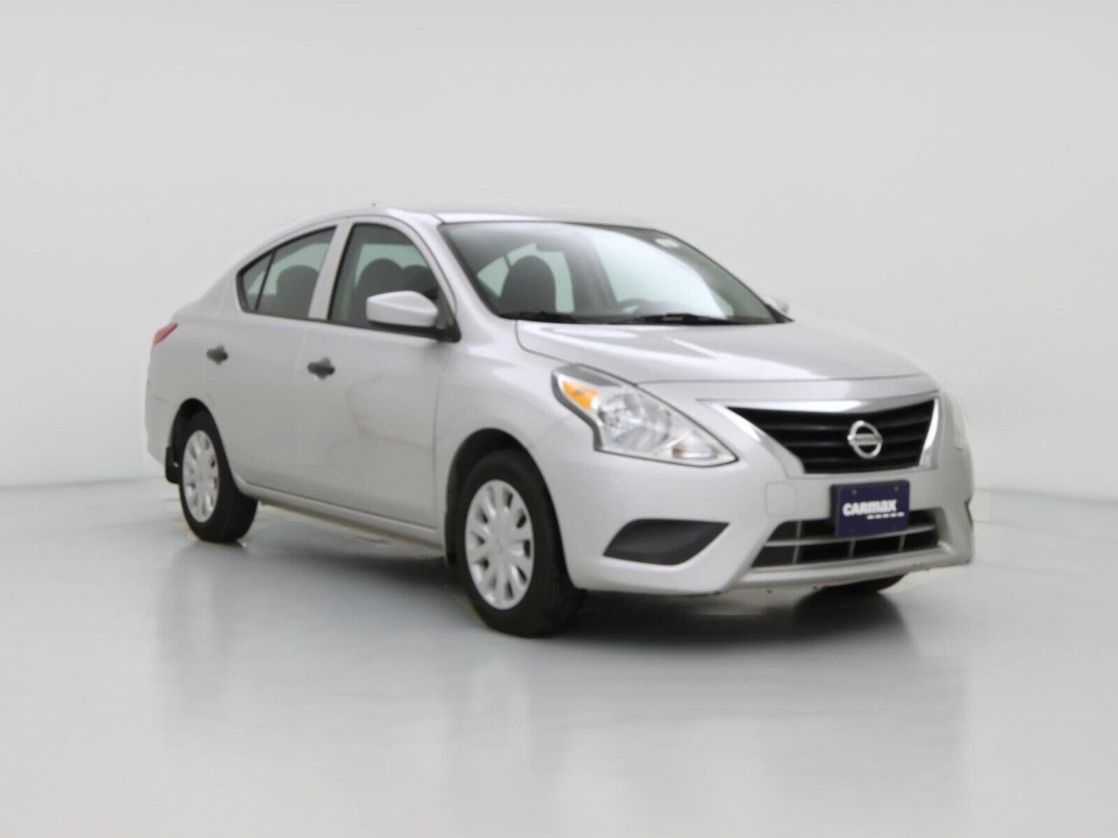 2016 NISSAN Versa