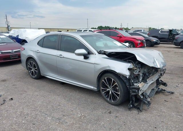 2018 TOYOTA Camry