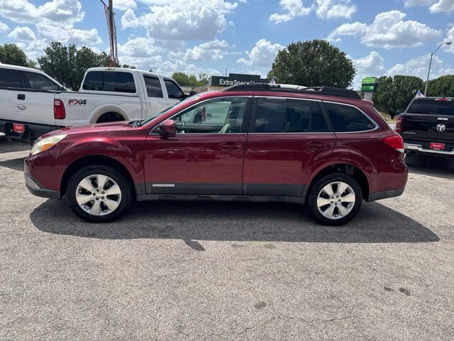 2011 SUBARU Outback
