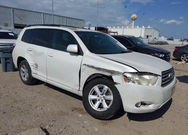 2010 TOYOTA Highlander