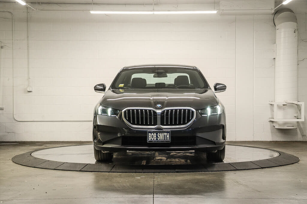 2026 BMW 530i