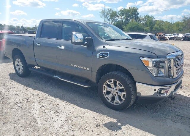 2016 NISSAN Titan