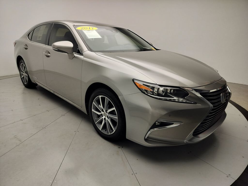 2017 Lexus ES
