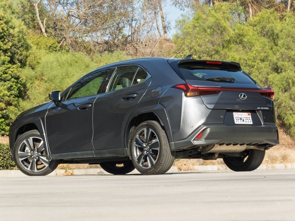2025 Lexus UX