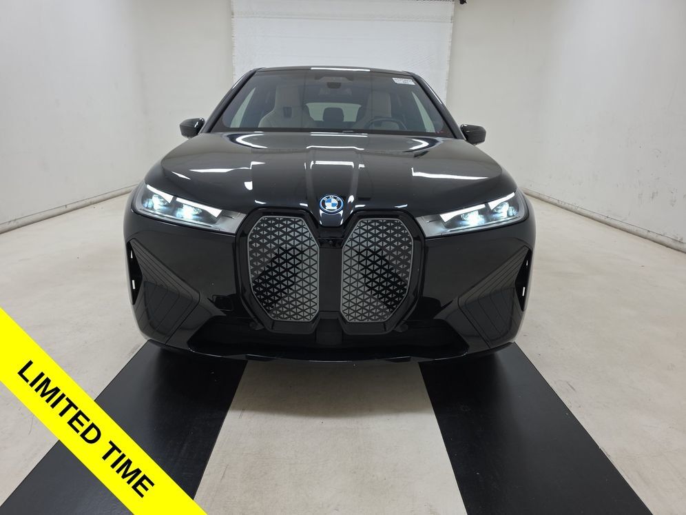 2025 BMW iX