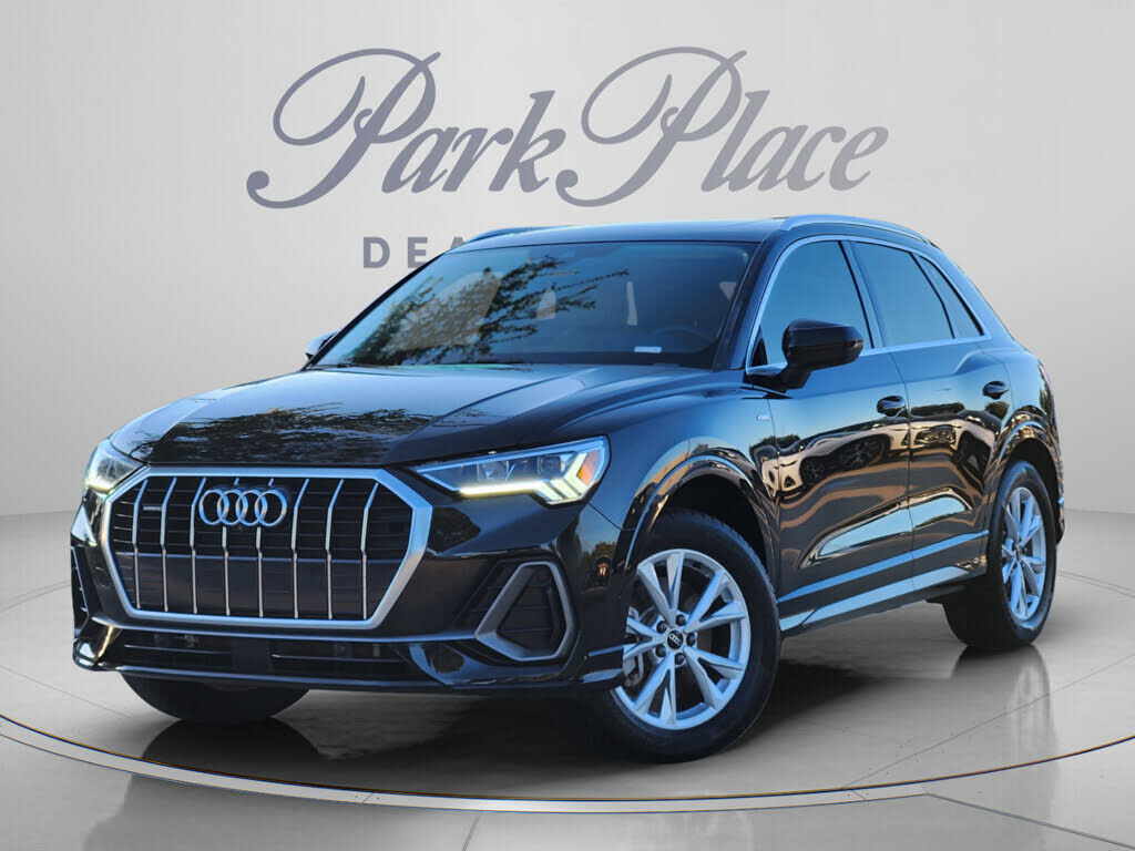 2022 AUDI Q3