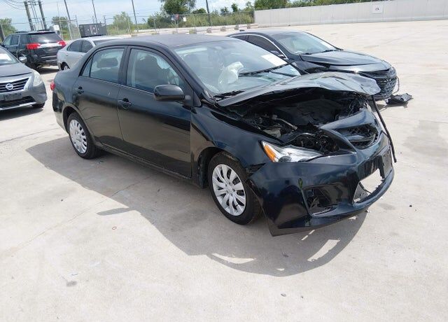 2012 TOYOTA Corolla
