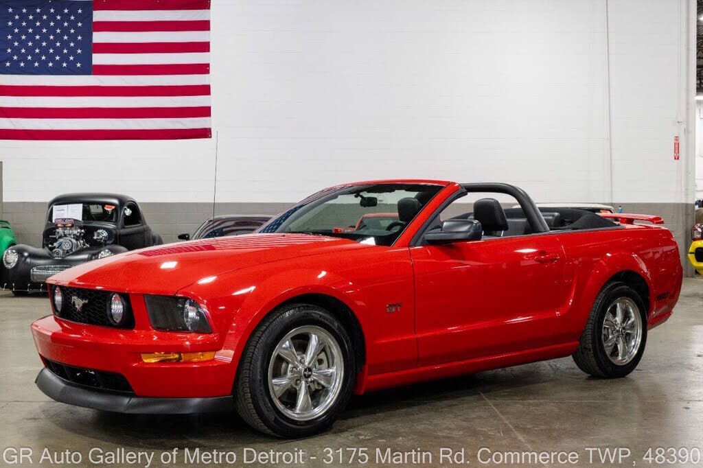 2005 FORD Mustang
