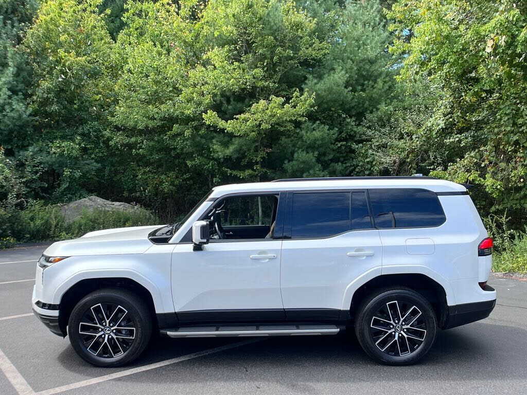 2024 Lexus GX