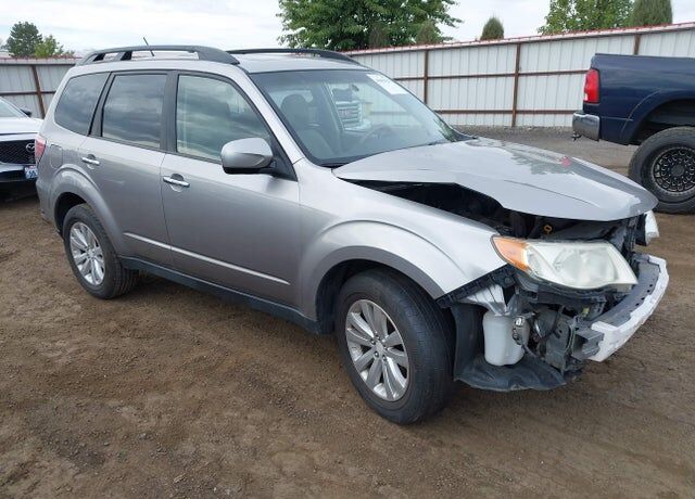 2011 SUBARU Forester
