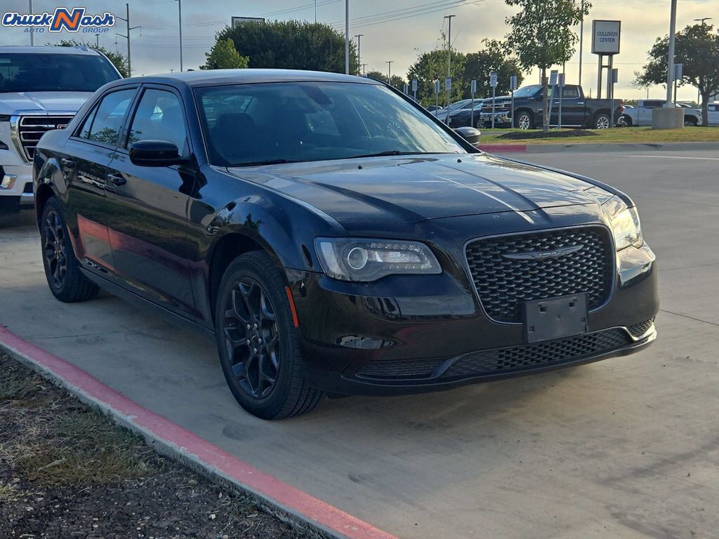 2022 CHRYSLER 300