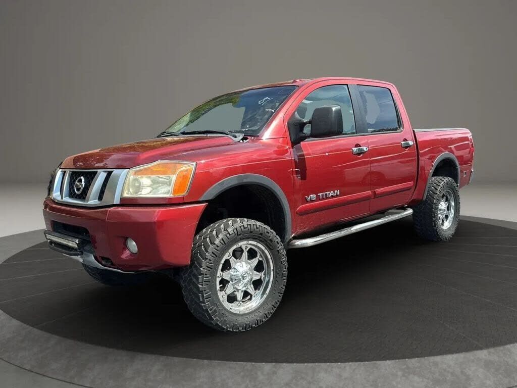 2014 NISSAN Titan