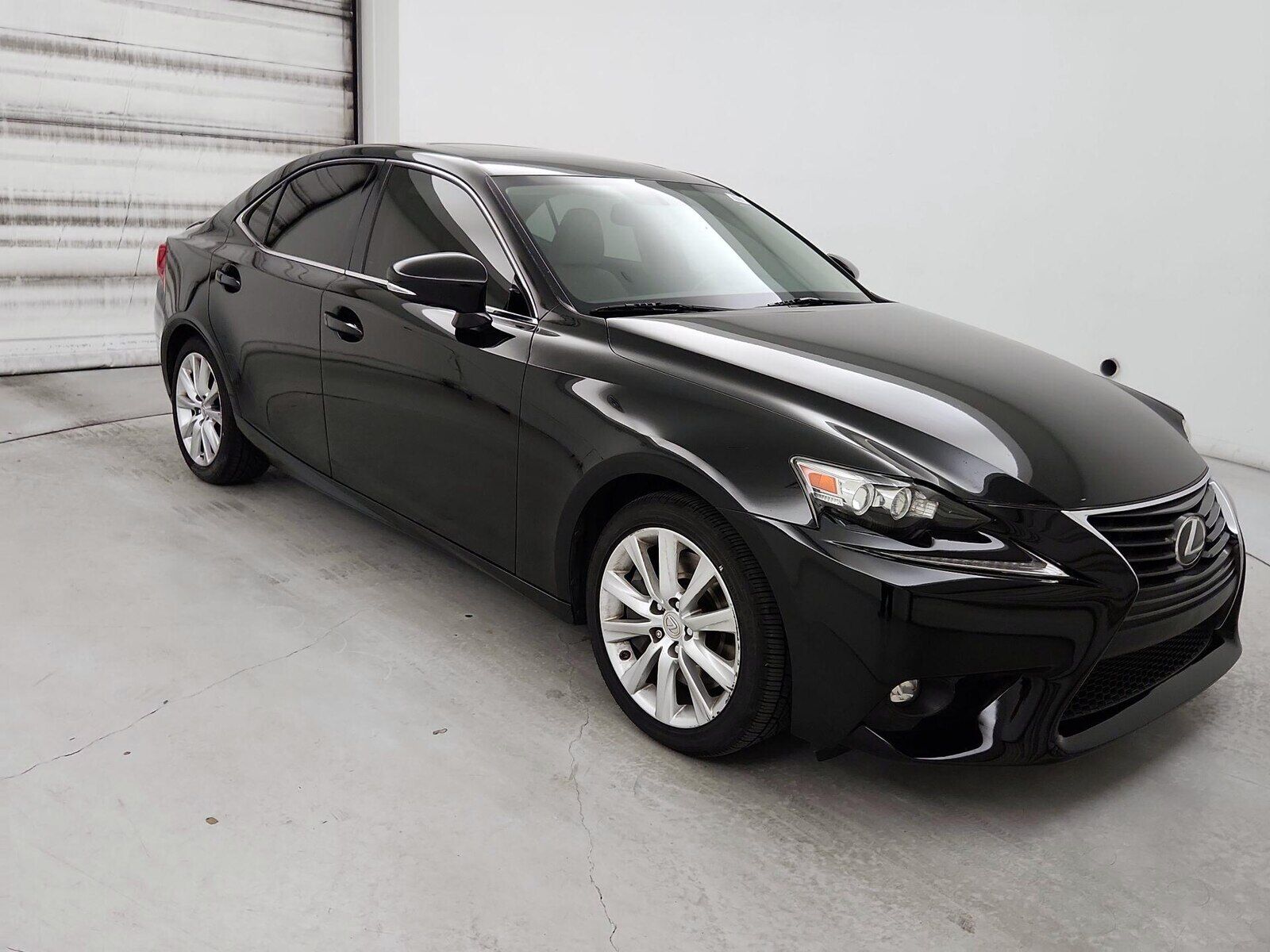 2016 LEXUS IS