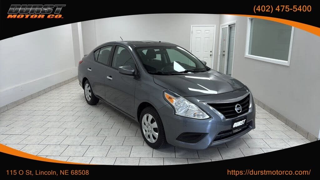 2017 NISSAN Versa