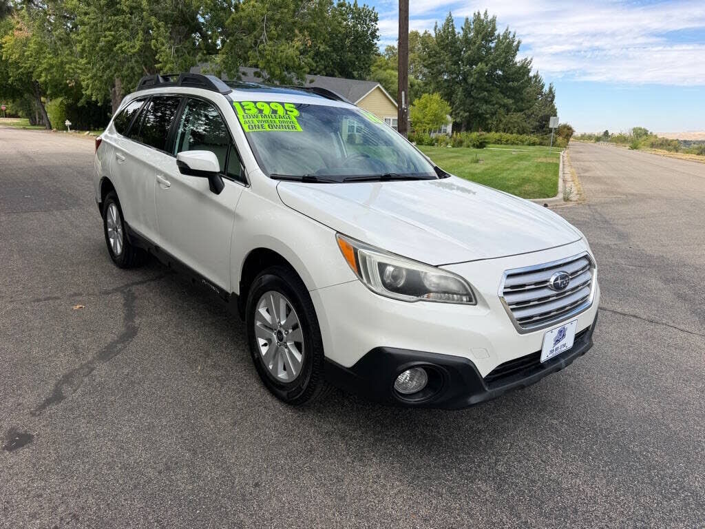 2016 SUBARU Outback