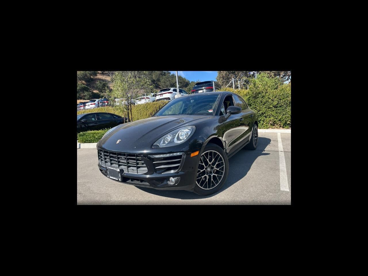 2018 PORSCHE Macan