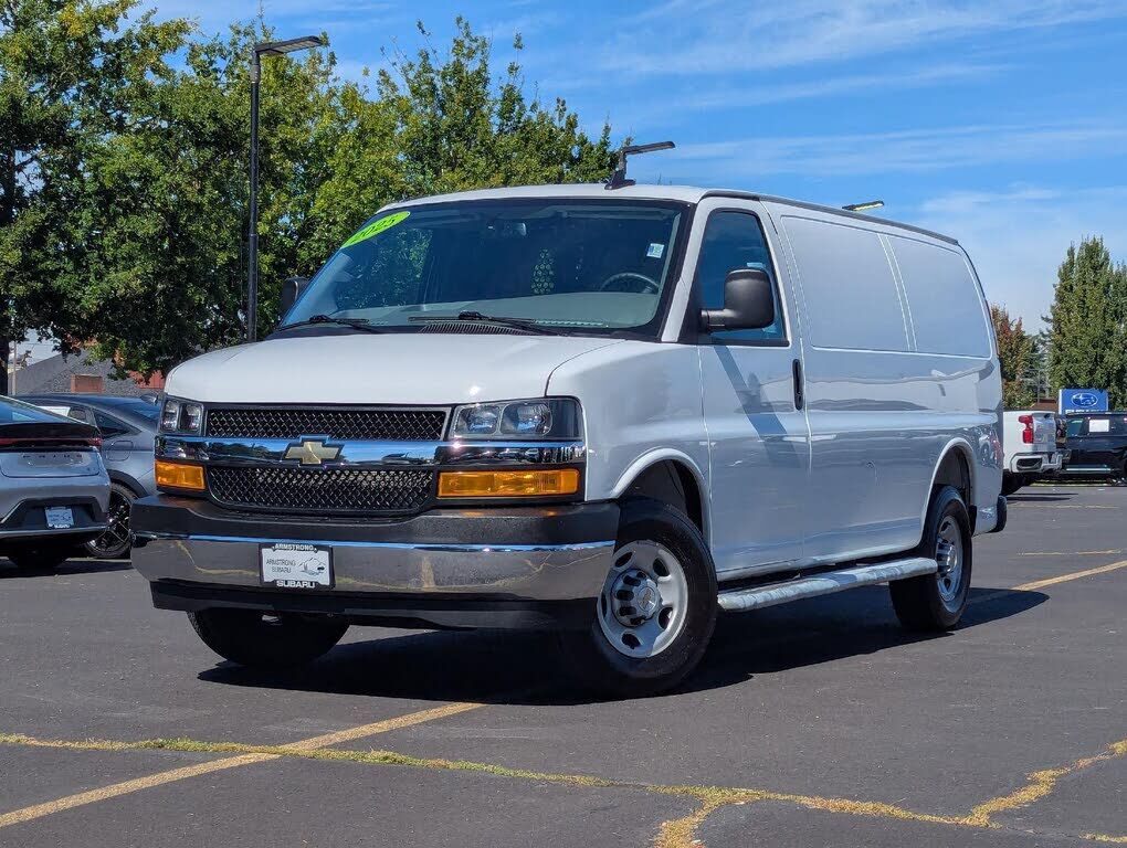 2025 CHEVROLET Express