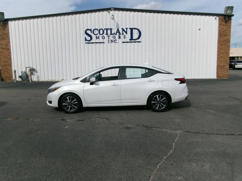 2025 NISSAN Versa