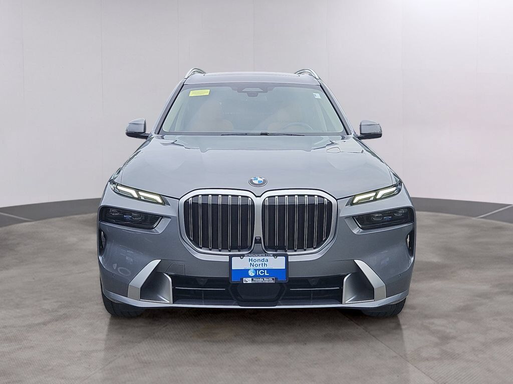 2024 BMW X7